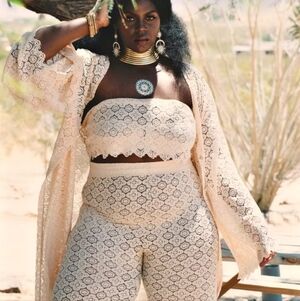 Zelie for She beige lace pants size 1X